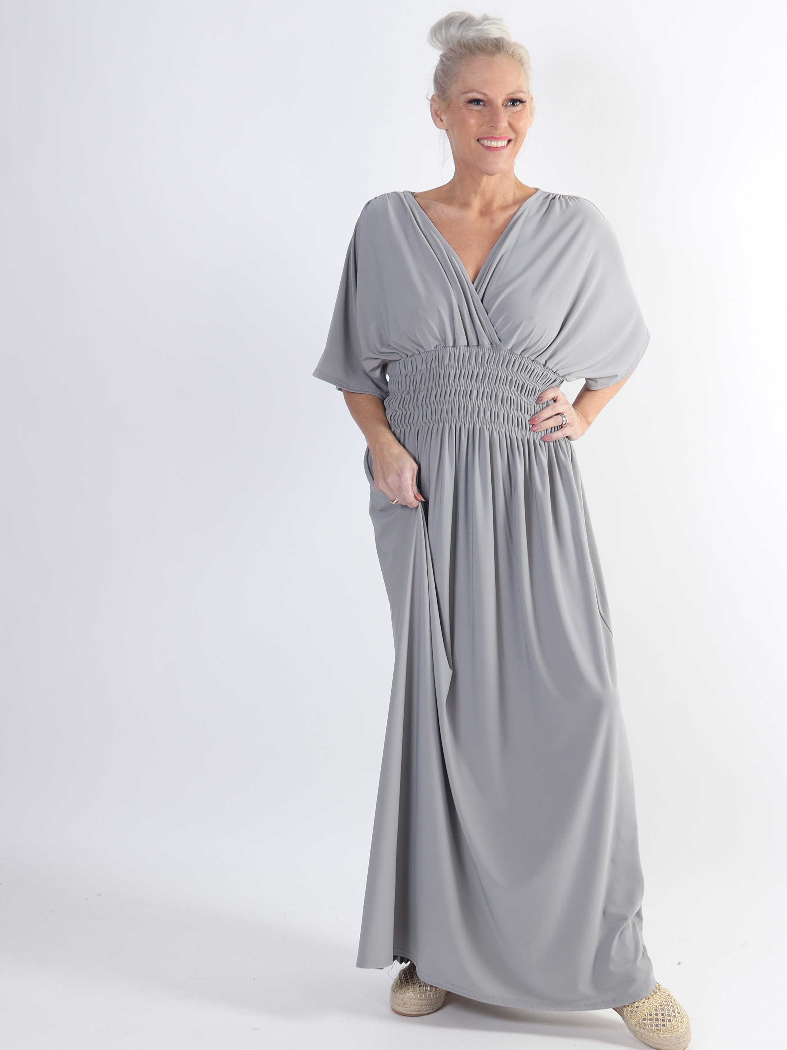 Pams Plain - Elastisk plus size klänning med smock